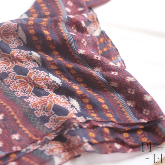 Infinity scarf with pattern burgundy, blue, green - Picture 3 of 6